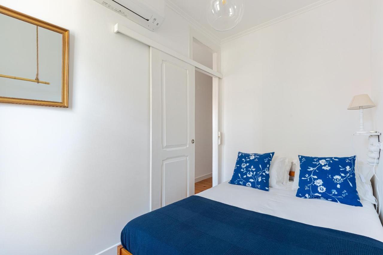 White & Blue Vintage Home In Graca Lisabona Exterior foto