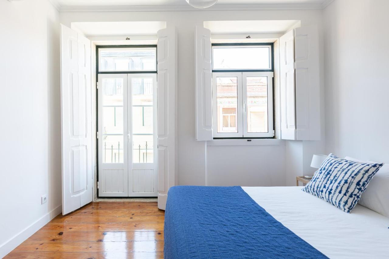 White & Blue Vintage Home In Graca Lisabona Exterior foto