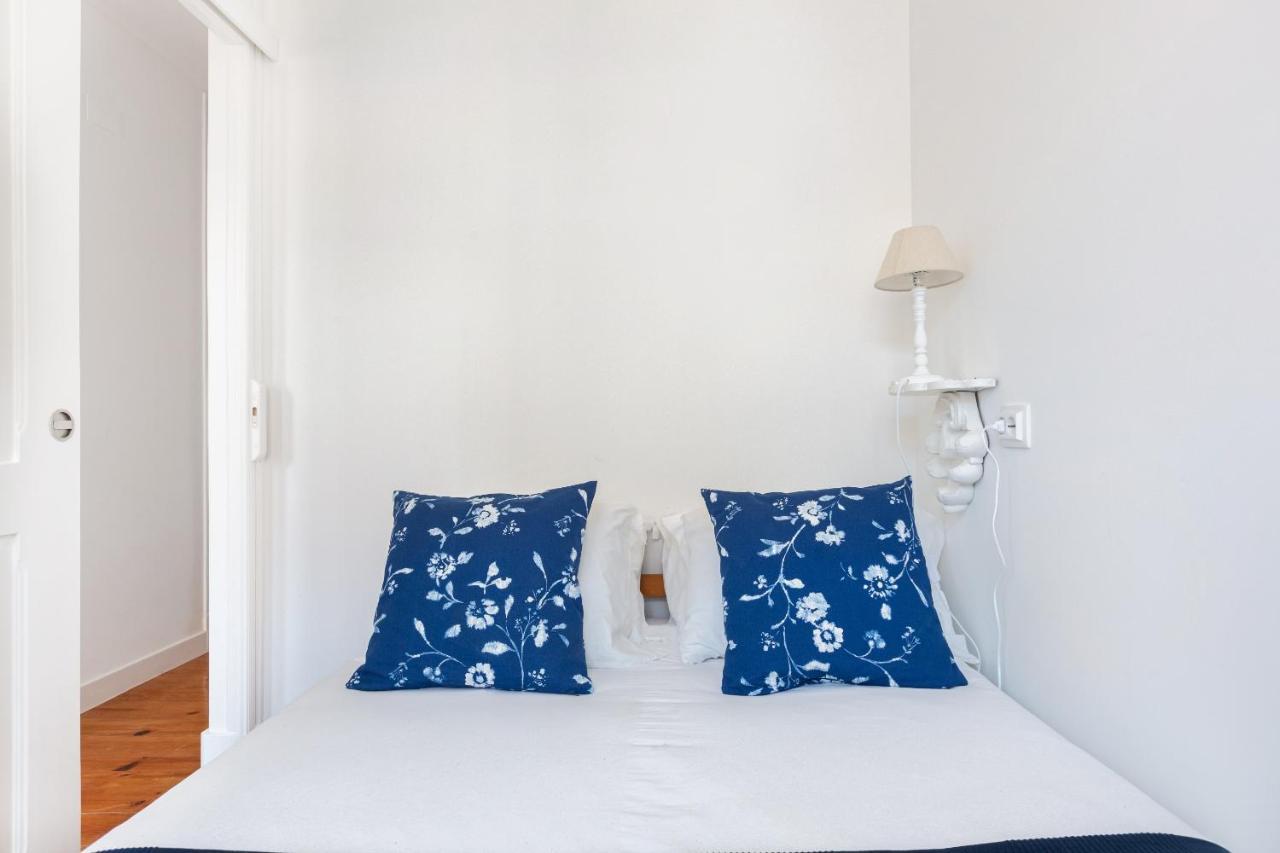 White & Blue Vintage Home In Graca Lisabona Exterior foto