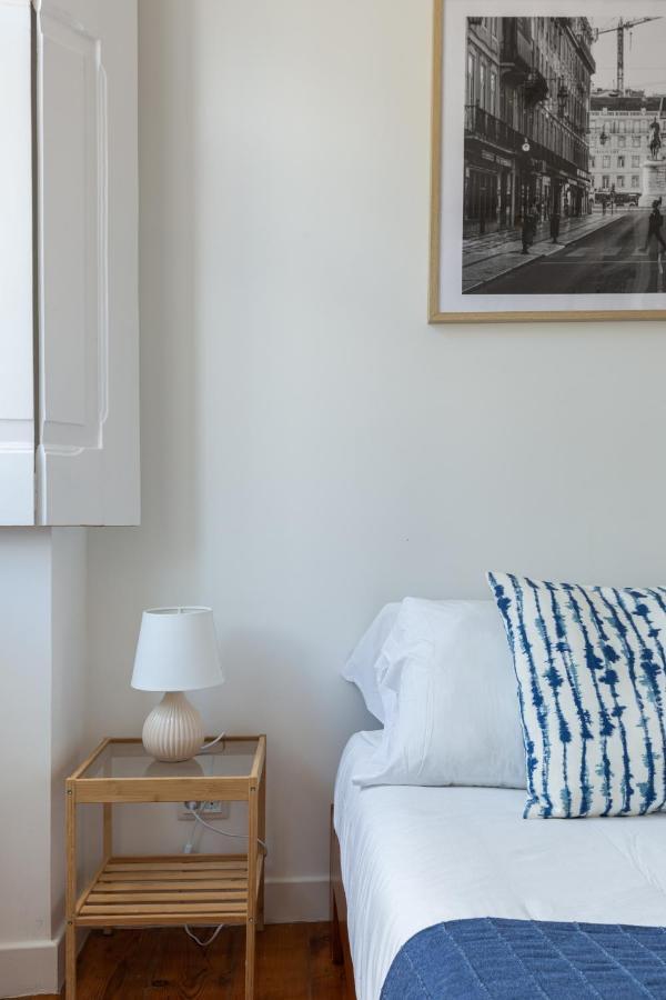 White & Blue Vintage Home In Graca Lisabona Exterior foto