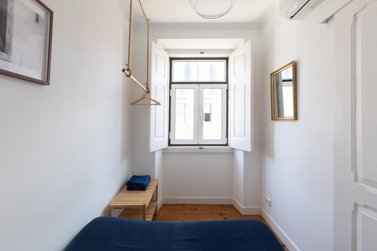White & Blue Vintage Home In Graca Lisabona Exterior foto