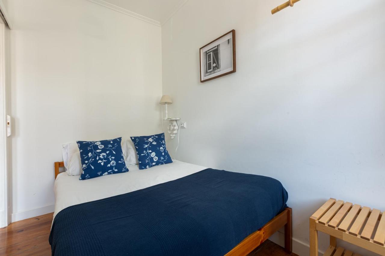 White & Blue Vintage Home In Graca Lisabona Exterior foto